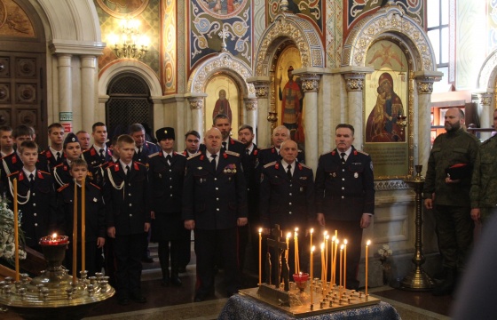 В День Героев Отечества самарские казаки почтили память героев.