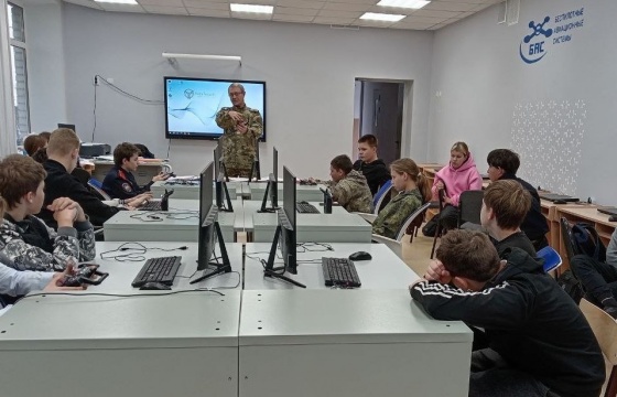  Практические занятия по беспилотным авиационным системам для кадетов-казаков