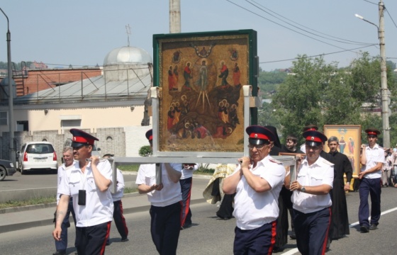 В Красноярске состоялся ежегодный общегородской крестный ход с участием Енисейского казачества