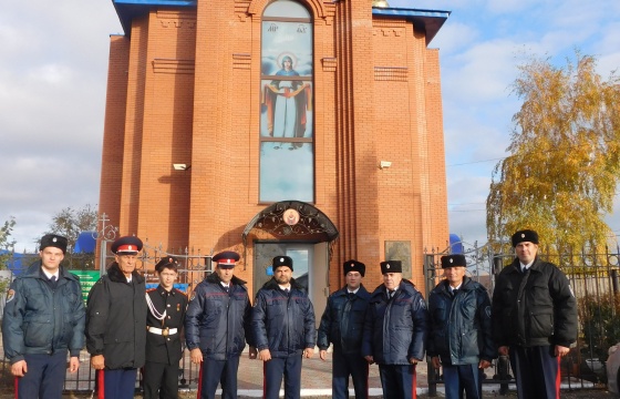 Жители и гости с. Алтуховка отметили  Престольный праздник Покрова Богородицы