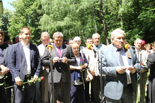 Открытие восстановленного памятника – креста Донским казакам