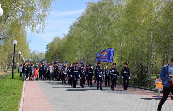 Казаки и кадеты казачьего  объединения «Клявлинское» приняли участие в мероприятиях, посвященных празднованию 77-й годовщины Победы в Великой Отечественной войне.