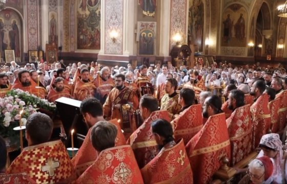 В Свято-Екатерининском соборе состоялась торжественная встреча иконы Божией Матери «Избавительница от бед»
