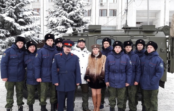 Кадеты Самарского казачьего кадетского корпуса почтили память героев Отечества.