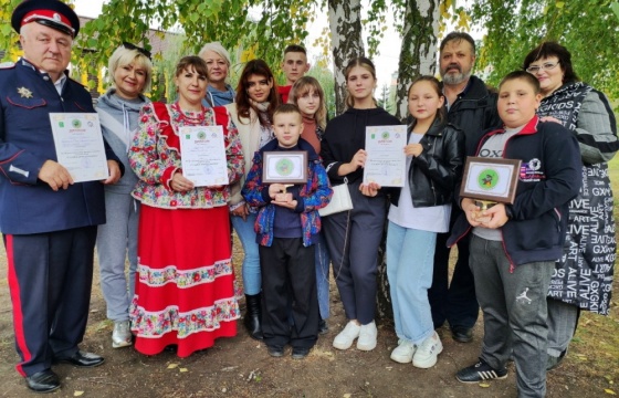 В п.г.т. Алексеевка городского округа Кинель Самарской области состоялся IV Межмуниципальный фестиваль-конкурс казачьей песни «Гуляйте, братья казаки!»