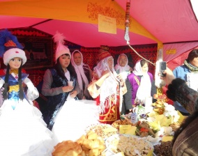 Казахский праздник "Наурыз"