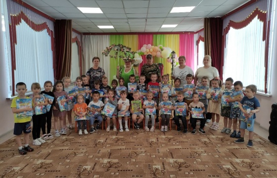 В с. Кинель-Черкассы Кинель-Черкасского района прошёл праздник «Посиделки на Покров» и выставка «Подари мне платочек».