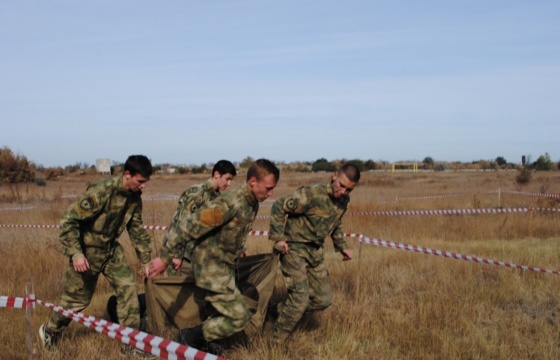 Традиционные казачьи военно-спортивные игры "Казачья верста"в Безенчуке